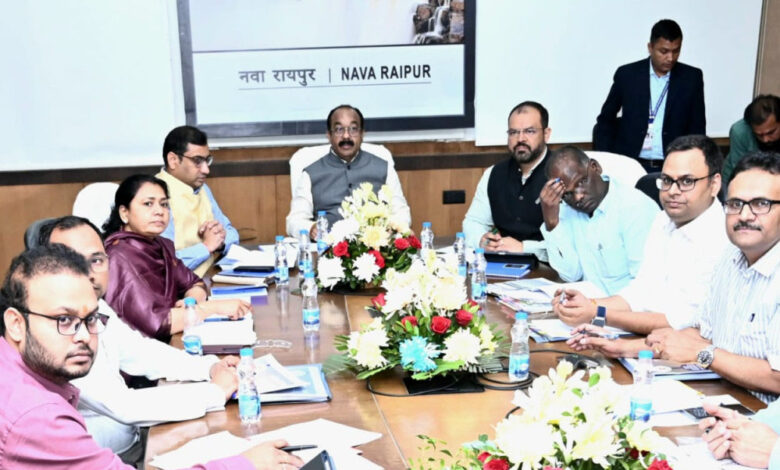 साफ, सुंदर और सुविधापूर्ण बनाएं छत्तीसगढ़ के शहरों को: अरुण साव साफ, सुंदर और सुविधापूर्ण बनाएं छत्तीसगढ़ के शहरों को साफ, सुंदर और सुविधापूर्ण बनाएं छत्तीसगढ़ के शहरों को: अरुण साव साफ, सुंदर और सुविधापूर्ण बनाएं छत्तीसगढ़ के शहरों को