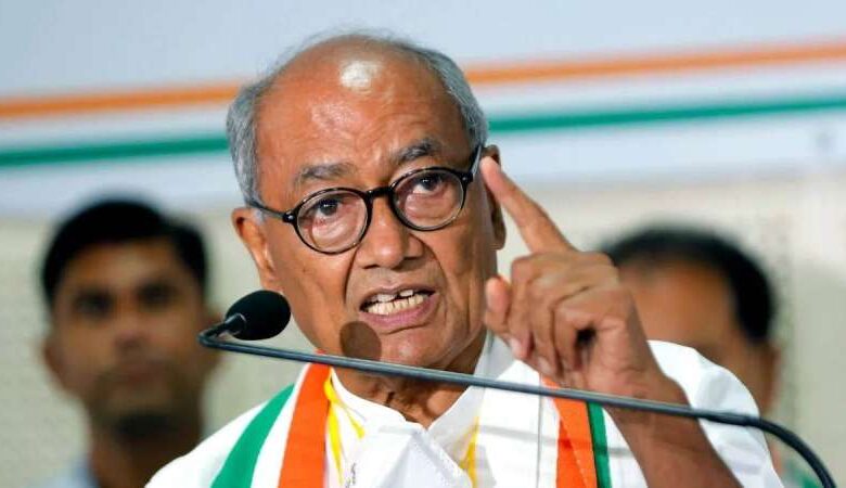 दिग्विजय सिंह के भाई लक्ष्मण 6 साल के लिए निष्कासित दिग्विजय सिंह के भाई लक्ष्मण 6 साल के लिए निष्कासित