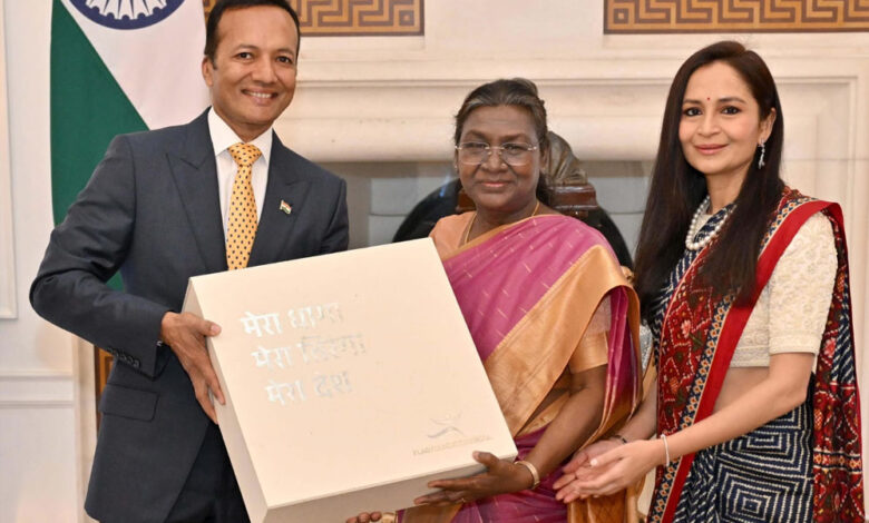 मेरा धागा, मेरा तिरंगा, मेरा देश अभियान ने भारत को एक झंडे के नीचे एकजुट किया मेरा धागा, मेरा तिरंगा, मेरा देश अभियान ने भारत को एक झंडे के नीचे एकजुट किया