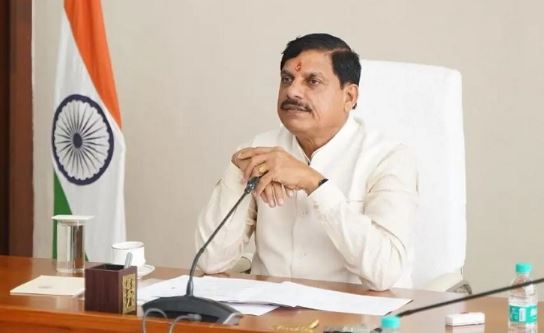 औद्योगिक विकास के साथ युवाओं को रोजगार देना हमारी प्राथमिकता: मुख्यमंत्री डॉ. यादव औद्योगिक विकास के साथ युवाओं को रोजगार देना हमारी प्राथमिकता: मुख्यमंत्री डॉ. यादव