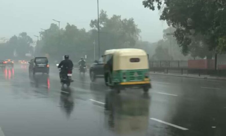 दिल्ली का AQI 299 तक गिरा, कई इलाकों में राहत की उम्मीद दिल्ली का AQI 299 तक गिरा, कई इलाकों में राहत की उम्मीद