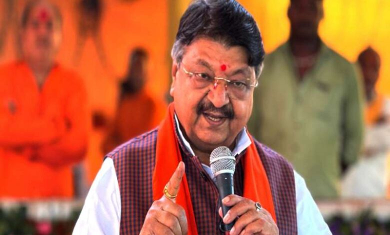 मंत्री कैलाश विजयवर्गीय के खिलाफ लोकायुक्त में मामला दर्ज, अवैध निर्माणों को लेकर शिकायत पर कार्यवाही मंत्री कैलाश विजयवर्गीय के खिलाफ लोकायुक्त में मामला दर्ज, अवैध निर्माणों को लेकर शिकायत पर कार्यवाही