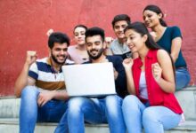 सीबीएसई 10 का रिजल्ट घोषित, फिर छात्राओं ने मारी बाजी