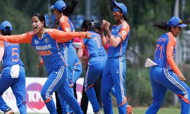 टीम इंडिया ने फैंस को दिया गणतंत्र दिवस का तोहफा, U19 T20 वर्ल्ड कप में दर्ज की चौथी जीत टीम इंडिया ने फैंस को दिया गणतंत्र दिवस का तोहफा, U19 T20 वर्ल्ड कप में दर्ज की चौथी जीत