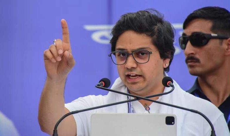 केजरीवाल के वादे द्रौपदी की साड़ी जैसे, भाई-बहन खेल रहे फैशन-फैशन केजरीवाल के वादे द्रौपदी की साड़ी जैसे, भाई-बहन खेल रहे फैशन-फैशन