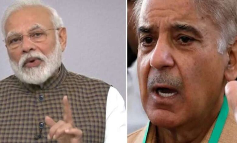 भारत-पाक संबंधों में सुधार पर इशाक डार की टिप्पणी, ताली एक हाथ से नहीं बजती भारत-पाक संबंधों में सुधार पर इशाक डार की टिप्पणी, ताली एक हाथ से नहीं बजती
