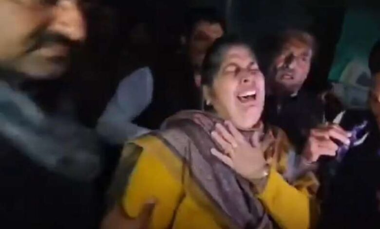 भगवानपुर चुनाव में सख्ती और गड़बड़ियों पर ममता राकेश का कड़ा विरोध भगवानपुर चुनाव में सख्ती और गड़बड़ियों पर ममता राकेश का कड़ा विरोध