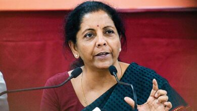 आतंक को बढ़ावा देने वालों पर लगे प्रतिबंध: सीतारमण