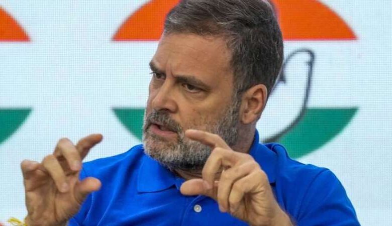 राहुल गांधी ने बिहार में हुई जातिगत गणना को बताया ‘फर्जी’, क्या तेजस्वी की उपलब्धि पर पानी फेरने की कोशिश राहुल गांधी ने बिहार में हुई जातिगत गणना को बताया ‘फर्जी’, क्या तेजस्वी की उपलब्धि पर पानी फेरने की कोशिश