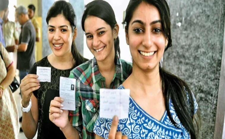 मध्य प्रदेश में मतदाताओं की संख्या बढ़कर 5.70 करोड़ हुईं मध्य प्रदेश में मतदाताओं की संख्या बढ़कर 5.70 करोड़ हुईं
