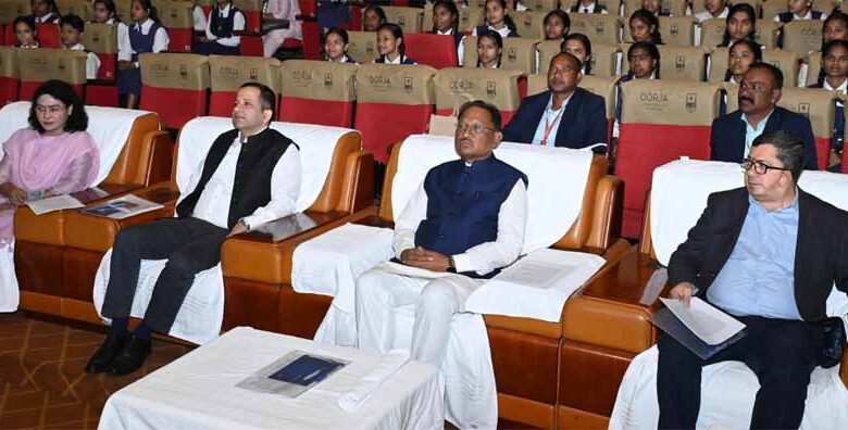 परीक्षा पे चर्चा युवाओं और अभिभावकों को संबल देने वाली पहल : मुख्यमंत्री साय परीक्षा पे चर्चा युवाओं और अभिभावकों को संबल देने वाली पहल : मुख्यमंत्री साय