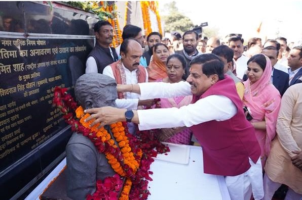 गरीब से गरीब के जीवन में बदलाव लाने के लिए राज्य सरकार प्रतिबद्ध : सीएम गरीब से गरीब के जीवन में बदलाव लाने के लिए राज्य सरकार प्रतिबद्ध : सीएम