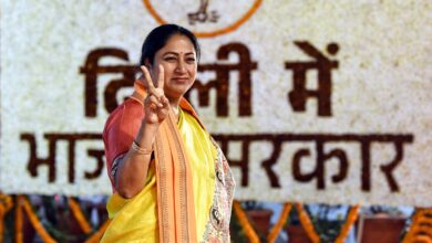 दिल्ली में महिला सम्मान योजना शुरू, हर महीने मिलेंगे 2500