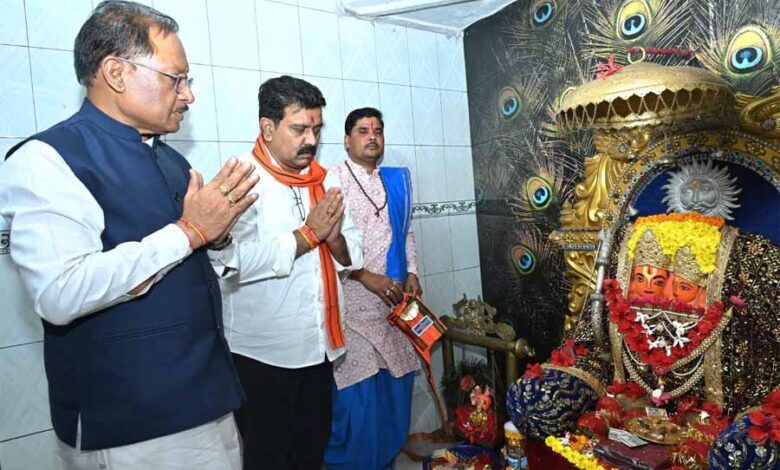 मुख्यमंत्री साय ने माता कौशल्या की पूजा-अर्चना कर प्रदेशवासियों की सुख-समृद्धि की कामना की