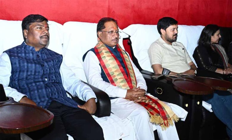 मुख्यमंत्री श्री विष्णुदेव साय ने देखी “छावा” फिल्म