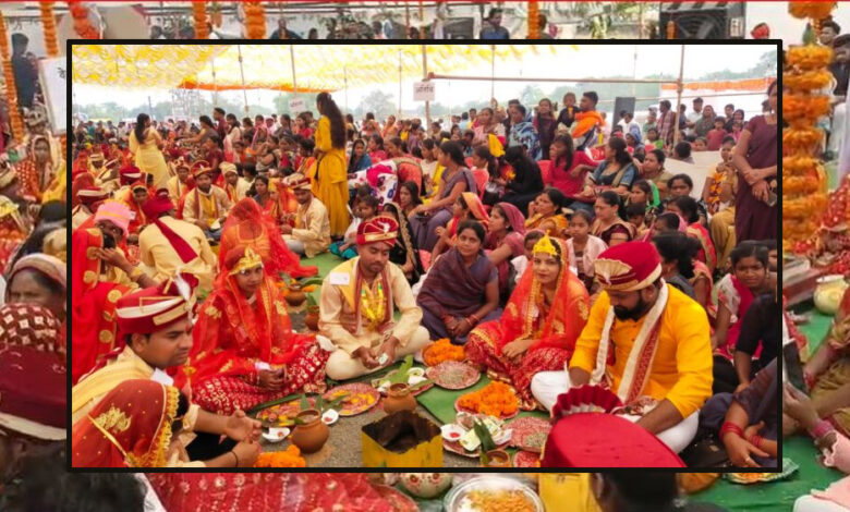 कवर्धा : मुख्यमंत्री कन्या विवाह योजना के अंतर्गत 120 जोड़ों का सामूहिक विवाह महिला एवं बाल विकास विभाग ने कराया संपन्न कवर्धा : मुख्यमंत्री कन्या विवाह योजना के अंतर्गत 120 जोड़ों का सामूहिक विवाह महिला एवं बाल विकास विभाग ने कराया संपन्न
