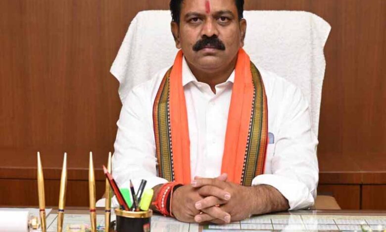 नेता प्रतिपक्ष ने कई मामलों की जांच का जिम्मा सीबीआई को सौंपने कहा था, नतीजे तक पहुंचने के लिए जांच जारी है : गृह मंत्री शर्मा नेता प्रतिपक्ष ने कई मामलों की जांच का जिम्मा सीबीआई को सौंपने कहा था, नतीजे तक पहुंचने के लिए जांच जारी है : गृह मंत्री शर्मा