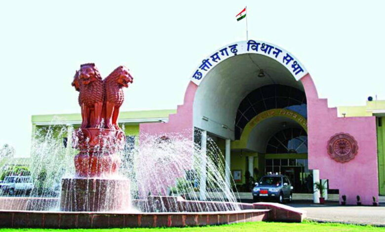 छत्तीसगढ़ विधानसभा बजट सत्र का समापन: सीएम विष्णुदेव साय ने अपने भाषण में कहा- सत्र में मिले विपक्ष के सकारात्मक सुझाव से छत्तीसगढ़ के हित में होगा काम…