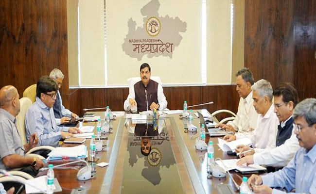 ग्लोबल इन्वेस्टर्स समिट में 30 लाख 77 हजार करोड़ रुपए के निवेश प्रस्ताव प्राप्त होना बड़ी उपलब्धि :मुख्यमंत्री डॉ. यादव ग्लोबल इन्वेस्टर्स समिट में 30 लाख 77 हजार करोड़ रुपए के निवेश प्रस्ताव प्राप्त होना बड़ी उपलब्धि :मुख्यमंत्री डॉ. यादव