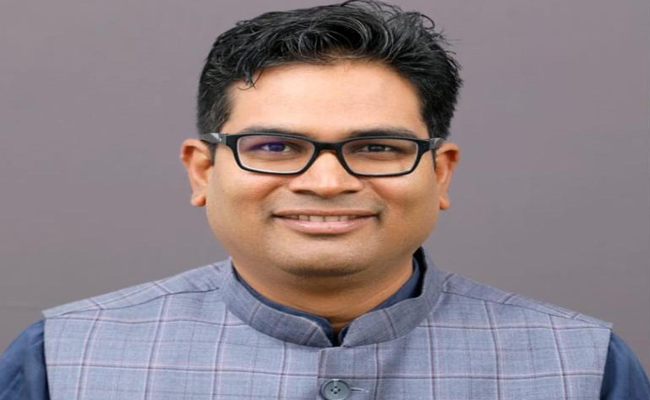 मुख्यमंत्री श्री विष्णु देव साय के सुशासन में लोगों को मिल रहा किफायती दर पर आवास मुख्यमंत्री श्री विष्णु देव साय के सुशासन में लोगों को मिल रहा किफायती दर पर आवास