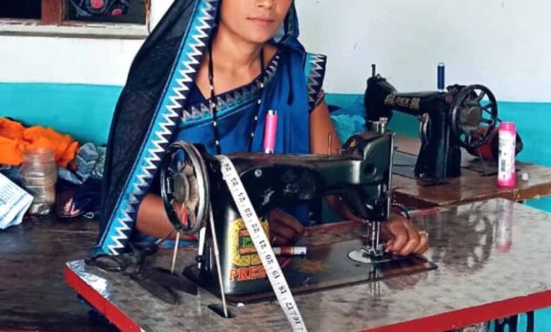 बिहान योजना की बदौलत गांव की महिलाएं बन रही हैं उद्यमिता की प्रतीक बिहान योजना की बदौलत गांव की महिलाएं बन रही हैं उद्यमिता की प्रतीक