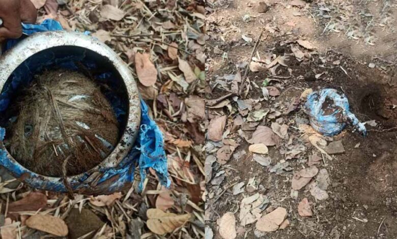 नक्सलियों की बड़ी साजिश नाकाम, 5 किलो का प्रेशर कुकर IED बरामद, जवानों ने किया डिफ्यूज नक्सलियों की बड़ी साजिश नाकाम, 5 किलो का प्रेशर कुकर IED बरामद, जवानों ने किया डिफ्यूज