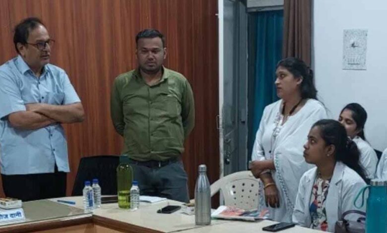 रायपुर : छत्तीसगढ़ में गैर संचारी रोग के ईलाज में आभा आईडी है वरदान गैर संचारी रायपुर : छत्तीसगढ़ में गैर संचारी रोग के ईलाज में आभा आईडी है वरदान गैर संचारी