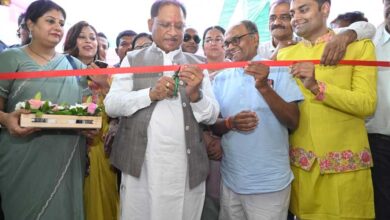 मुख्यमंत्री  विष्णु देव साय ने आज राजधानी रायपुर के पंडरी में स्वरा प्रतिष्ठान का भव्य शुभारंभ किया