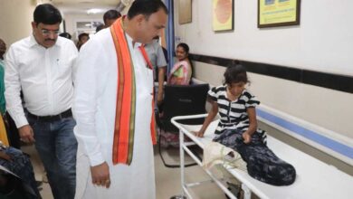 रायपुर : स्वास्थ्य मंत्री श्याम बिहारी जायसवाल ने किया डीकेएस अस्पताल का औचक निरीक्षण