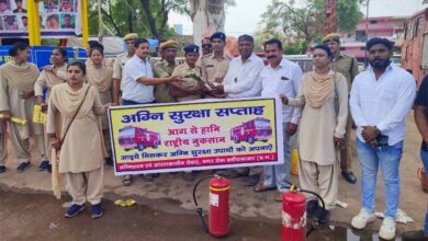 अग्निशमन सेवा दिवस पर शहीदों को दी गई श्रद्धांजलि