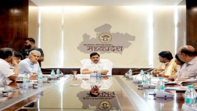 मुख्यमंत्री से मिले नगर पालिक निगमों के महापौर- सभी नगर निगमों में बनेंगी विकास समिति, शहर के विकास के लिए सब मिलकर करें काम: मुख्यमंत्री डॉ. मोहन यादव…