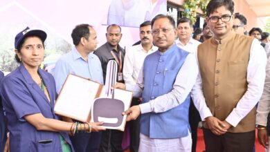 ई-ऑटो सेवा का शुभारंभ: यह केवल परिवहन सेवा का शुभारंभ नहीं, महिलाओं में स्वावलंबन और उद्यमिता को बढ़ावा देने का है सशक्त प्रयास – मुख्यमंत्री विष्णु देव साय…