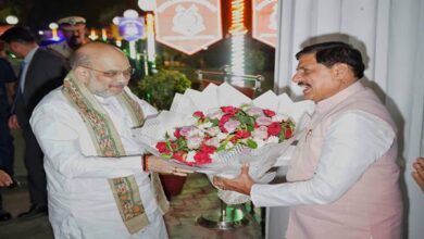 MP News: मुख्यमंत्री डॉ. यादव ने केंद्रीय गृह मंत्री अमित शाह का पुष्प-गुच्छ भेंट कर किया हार्दिक स्वागत…
