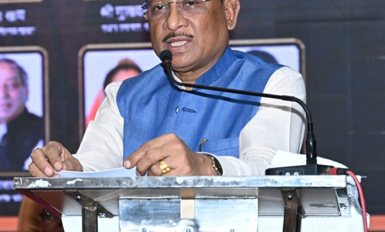 CG News: मुख्यमंत्री साय ने ‘नए दौर की भागदौड़ में पीछे छूटते भारतीयता के संस्कार’ विषय पर आयोजित ‘की-नोट’ एड्रेस में रखे अपने विचार… CG News: मुख्यमंत्री साय ने ‘नए दौर की भागदौड़ में पीछे छूटते भारतीयता के संस्कार’ विषय पर आयोजित ‘की-नोट’ एड्रेस में रखे अपने विचार…