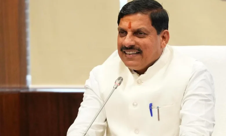 MP News: गिद्ध संरक्षण को मिल रही नई दिशा, गिद्ध प्रजनन केंद्र से 6 गिद्ध प्राकृतिक वातावरण में छोड़े गए : मुख्यमंत्री डॉ.यादव… MP News: गिद्ध संरक्षण को मिल रही नई दिशा, गिद्ध प्रजनन केंद्र से 6 गिद्ध प्राकृतिक वातावरण में छोड़े गए : मुख्यमंत्री डॉ.यादव…