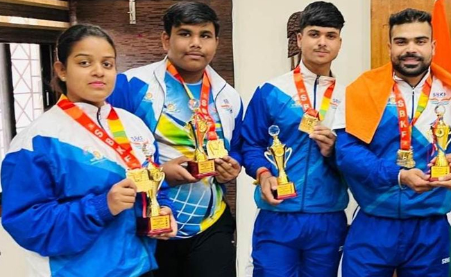 नेपाल में चमके छत्तीसगढ़ के सितारे: कबीरधाम के चार होनहार युवाओं ने लहराया भारत का परचम नेपाल में चमके छत्तीसगढ़ के सितारे: कबीरधाम के चार होनहार युवाओं ने लहराया भारत का परचम