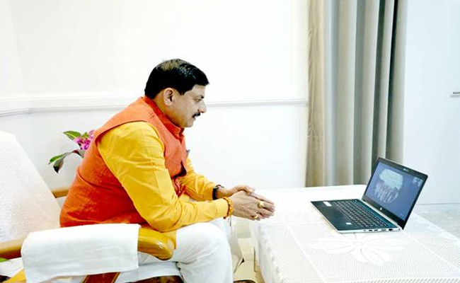 मुख्यमंत्री डॉ. यादव ने नवदम्पत्तियों को दी शुभकामनाएं