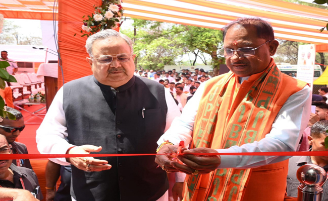 ‘नवीकरणीय ऊर्जा से बदलेगा प्रदेश का भविष्य’ – मुख्यमंत्री विष्णु देव साय ‘नवीकरणीय ऊर्जा से बदलेगा प्रदेश का भविष्य’ – मुख्यमंत्री विष्णु देव साय