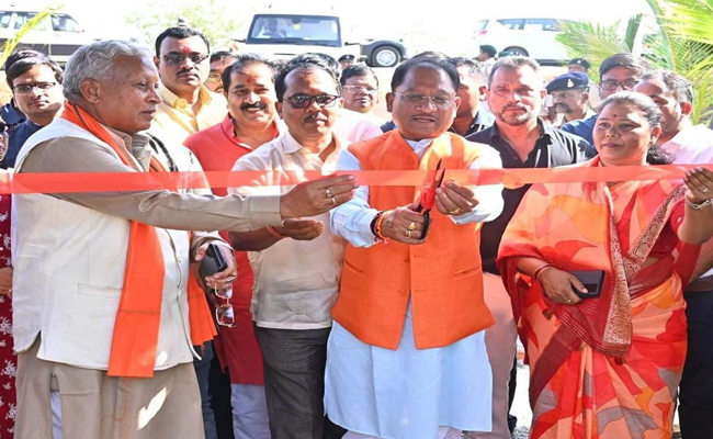 मुख्यमंत्री श्री विष्णुदेव साय ने बगिया में पर्यावरण वाटिका का किया लोकार्पण मुख्यमंत्री श्री विष्णुदेव साय ने बगिया में पर्यावरण वाटिका का किया लोकार्पण