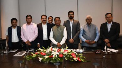 नवा रायपुर में मल्टिस्पेशियलिटी अस्पताल की स्थापना में शाल्वी ग्रुप की रुचि, मुंबई में मुख्यमंत्री श्री साय से की मुलाकात