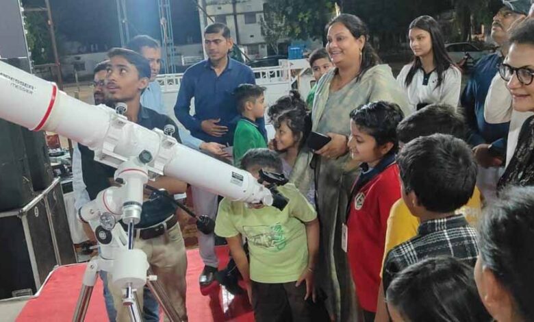 कोरिया में मेगा स्काई वॉचिंग कार्यक्रम का सफल आयोजन कोरिया में मेगा स्काई वॉचिंग कार्यक्रम का सफल आयोजन