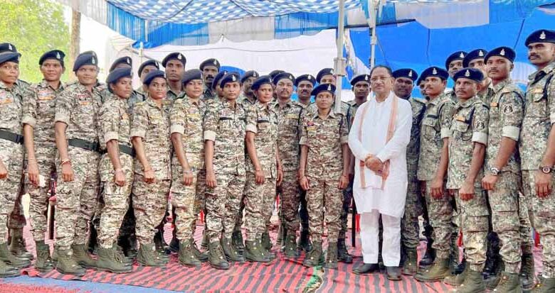 मुख्यमंत्री साय का बस्तर दौरा, बदलता बस्तर हेजटैग के साथ सोशलमीडया पर दिन भर टॉप ट्रेंड किया मुख्यमंत्री साय का बस्तर दौरा, बदलता बस्तर हेजटैग के साथ सोशलमीडया पर दिन भर टॉप ट्रेंड किया