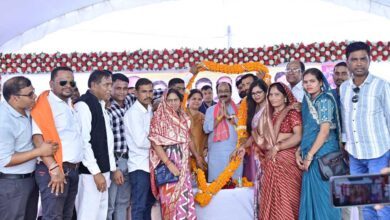 रायपुर : उप मुख्यमंत्री अरुण साव सामूहिक आदर्श विवाह समारोह में हुए शामिल सामूहिक आदर्श विवाह समारोह में हुए शामिल