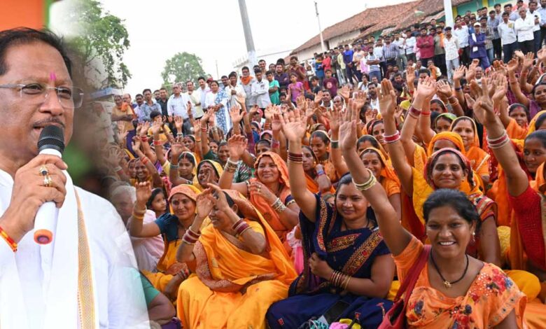 रायपुर : झुरानदी में बिना पूर्व सूचना पहुंचे मुख्यमंत्री, चौपाल लगाकर सुनीं ग्रामीणों की समस्याएं रायपुर : झुरानदी में बिना पूर्व सूचना पहुंचे मुख्यमंत्री, चौपाल लगाकर सुनीं ग्रामीणों की समस्याएं