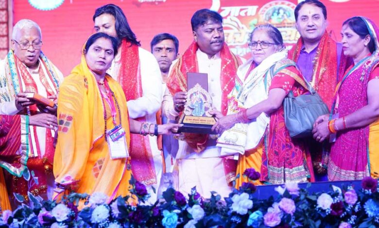 रायपुर : माता कौशल्या के संस्कारों ने बनाया प्रभु श्रीराम को मर्यादा पुरूषोत्तम: केदार कश्यप रायपुर : माता कौशल्या के संस्कारों ने बनाया प्रभु श्रीराम को मर्यादा पुरूषोत्तम: केदार कश्यप