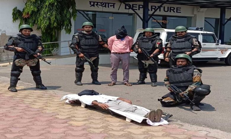 एयरपोर्ट में एंटी हाईजैक मॉक ड्रिल संपन्न एयरपोर्ट में एंटी हाईजैक मॉक ड्रिल संपन्न