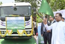 मुख्यमंत्री साय ने देश के पहले हाइड्रोजन फ्यूल ट्रक को दिखाई हरी झंडी