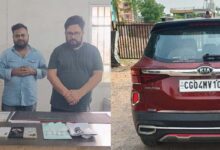 मादक पदार्थ कोकीन के साथ तीन तस्कर रंगे हाथों गिरफ्तार