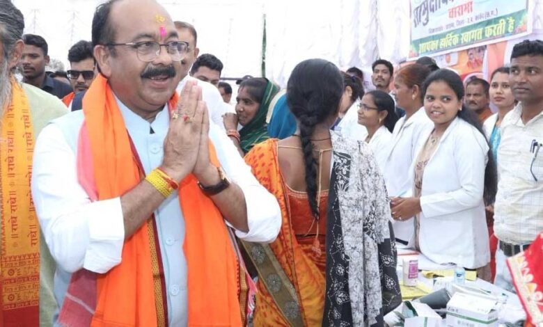 उप मुख्यमंत्री साव ने मावा मोदोल योजना के तहत संचालित कोचिंग सेंटर का किया अवलोकन