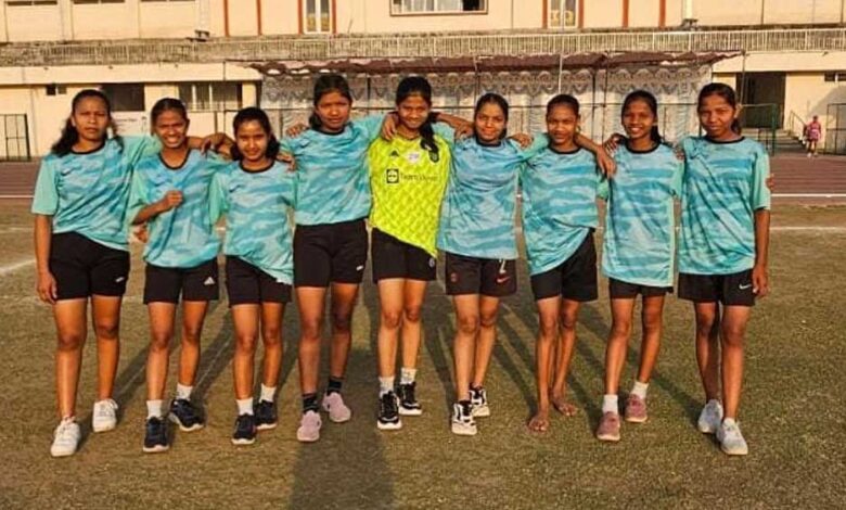 खेलो इंडिया एकेडमी रायपुर में सुकमा की 8 महिला फुटबॉल खिलाड़ी चयनित प्रतिभाओं को मिला राज्य स्तरीय मंच